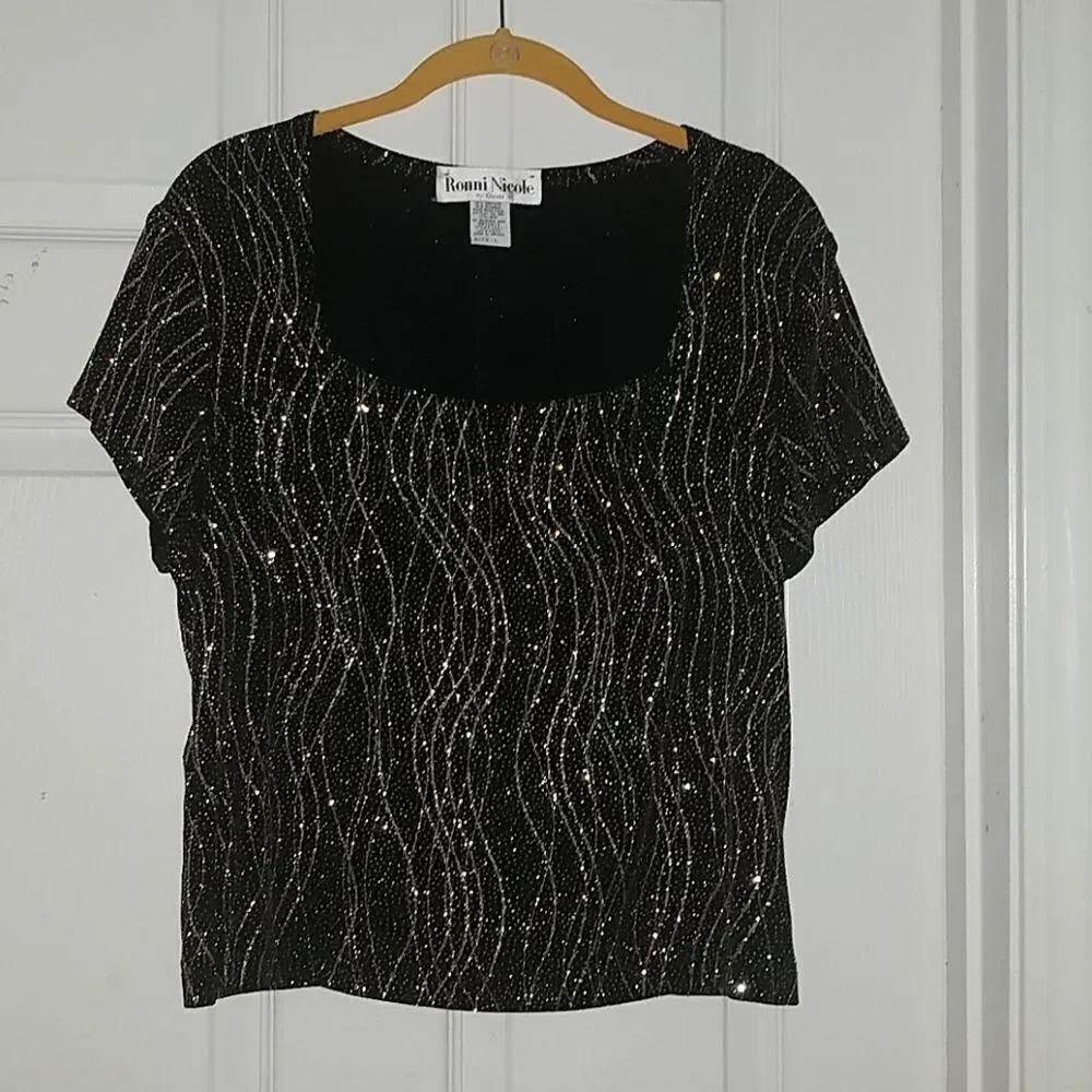 Ronnie Nicole by Ouida black silver blouse Sz L